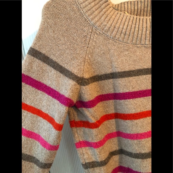 Multi Color Sweater - Picture 3 of 6